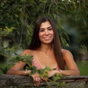 Meet your Posher, Emma